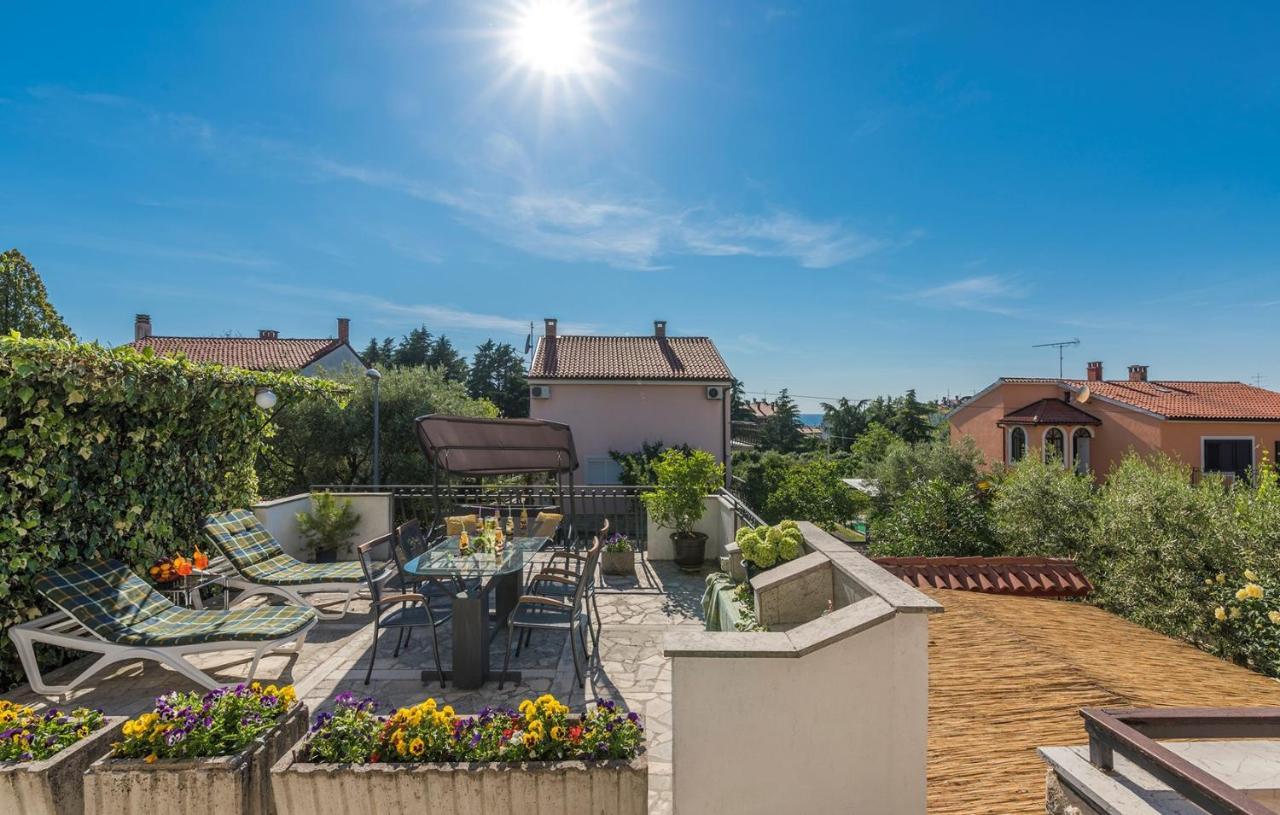 Apartments Loredana Poreč Exterior foto