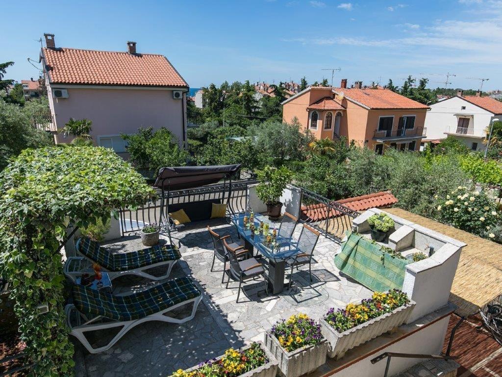 Apartments Loredana Poreč Exterior foto